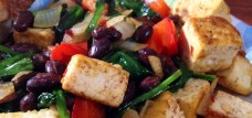 Curried Tofu, Black Bean, and Spinach Saute with Red Peppers